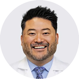 Dr. Márcio Hiroaki Kume | Médico Ortopedista | Curitiba/PR